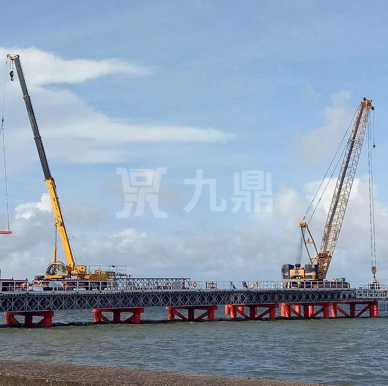 貝雷橋主要受力構(gòu)件有哪些？