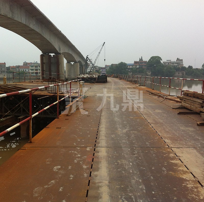 鋼平臺(tái) 鋼平臺(tái)